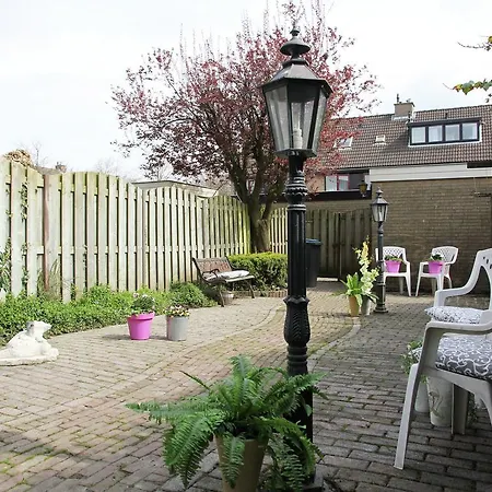 Holiday Het Rijtje 41 *